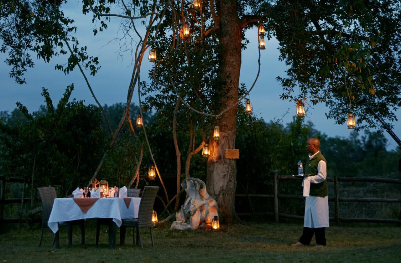 Masai Mara, Lake Naivasha, Amboseli Safari & Diani Beach